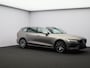 Volvo V60 2.0 T5 Momentum Pro / Adaptive Cruise / Pilot Assist / BLIS / Elektrische Achterklep / Carplay /