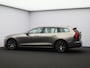 Volvo V60 2.0 T5 Momentum Pro / Adaptive Cruise / Pilot Assist / BLIS / Elektrische Achterklep / Carplay /