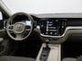 Volvo V60 2.0 T5 Momentum Pro / Adaptive Cruise / Pilot Assist / BLIS / Elektrische Achterklep / Carplay /