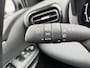 Toyota Yaris 1.5 Hybrid 115 Dynamic | Sensoren v/a | Stuur & Stoelverwarming