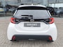 Toyota Yaris 1.5 Hybrid 115 Dynamic | Sensoren v/a | Stuur & Stoelverwarming