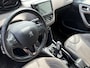 Peugeot 2008 1.6 VTi Féline | Nieuw Binnen | Navigatie | Trekhaak | PDC | Trekhaak | APK 05-06-2027