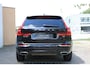 Volvo XC60 B5 Inscription | Panoramadak | Head-up display | Verwarmbare voorstoelen en stuurwiel | Rondom zichtcamera | Elekrische voorstoelen | Apple carplay/Android auto |