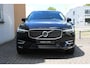 Volvo XC60 B5 Inscription | Panoramadak | Head-up display | Verwarmbare voorstoelen en stuurwiel | Rondom zichtcamera | Elekrische voorstoelen | Apple carplay/Android auto |