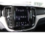 Volvo XC60 B5 Inscription | Panoramadak | Head-up display | Verwarmbare voorstoelen en stuurwiel | Rondom zichtcamera | Elekrische voorstoelen | Apple carplay/Android auto |