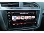 Volkswagen Tiguan 1.4 TSI eHybrid 245pk Elegance | SoH 93% | Trekhaak | 360 Camera | Stoelverwarming | Navigatie | Dodehoeksensor | Head-up Display