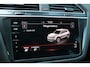 Volkswagen Tiguan 1.4 TSI eHybrid 245pk Elegance | SoH 93% | Trekhaak | 360 Camera | Stoelverwarming | Navigatie | Dodehoeksensor | Head-up Display