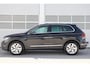 Volkswagen Tiguan 1.4 TSI eHybrid 245pk Elegance | SoH 93% | Trekhaak | 360 Camera | Stoelverwarming | Navigatie | Dodehoeksensor | Head-up Display