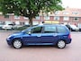 Peugeot 307 SW 1.6 16V Premium ZIET ER KEURIG UIT.... AUTO HEEFT APK TOT 26-3-2027... RIJDT GOED....