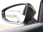 Volkswagen T-Roc R-Line First Edition 1.5 eTSI 150 PK | Panoramadak | Black Style | Navigatie | Trekhaak | Elektrische achterklep |