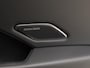 Volkswagen T-Roc R-Line First Edition 1.5 eTSI 150 PK | Panoramadak | Black Style | Navigatie | Trekhaak | Elektrische achterklep |