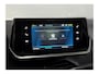 Peugeot e-208 BWJ 2023 | SOH 96% EV 136PK Ac Pack 50 kWh | NAVI | CLIMA | CARPLAY | LICHTMETAAL | PDC | CRUISE |