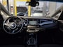 Kia Carens 2.0 GDi ExecutiveLine Automaat I 165 PK I Panoramadak I Trekhaak + 1500 kg Trekgewicht I Park. Cam. + Sens. I Navigatie