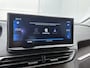 Peugeot 5008 SUV Allure Pack 130pk Automaat | Navigatie | Achteruitrijcamera | Handsfree Achterklep | Climate Control | Keyless | Dodehoeksensor | Parkeersensoren v+a | Cruise Control | Led koplampen | Apple Carplay / Android Auto | Bluetooth | DAB+ radio | Donker getint glas | 18" lichtmetalen velgen |