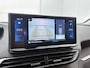 Peugeot 5008 SUV Allure Pack 130pk Automaat | Navigatie | Achteruitrijcamera | Handsfree Achterklep | Climate Control | Keyless | Dodehoeksensor | Parkeersensoren v+a | Cruise Control | Led koplampen | Apple Carplay / Android Auto | Bluetooth | DAB+ radio | Donker getint glas | 18" lichtmetalen velgen |