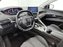 Peugeot 5008 SUV Allure Pack 130pk Automaat | Navigatie | Achteruitrijcamera | Handsfree Achterklep | Climate Control | Keyless | Dodehoeksensor | Parkeersensoren v+a | Cruise Control | Led koplampen | Apple Carplay / Android Auto | Bluetooth | DAB+ radio | Donker getint glas | 18" lichtmetalen velgen |
