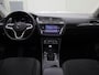 Volkswagen Tiguan 1.4TSIeHybrid 180kW/245PK Elegance DSG · Panoramadak · Apple/Android Car Play · Camera + Parkeersensoren