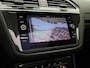 Volkswagen Tiguan 1.4TSIeHybrid 180kW/245PK Elegance DSG · Panoramadak · Apple/Android Car Play · Camera + Parkeersensoren