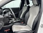 Peugeot e-208 EV GT Pack 50 kWh | Camera | Stoelverwarming | Adaptieve Cruise Control | DAB | Alcantara | Apple Carplay & Android Auto |