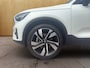 Volvo XC40 2.0 B4 Ultimate Bright | Stoel / stuurverwarming | Harman Kardon | 360 Camera | Trekhaak | Elektrische stoelen |