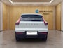 Volvo XC40 2.0 B4 Ultimate Bright | Stoel / stuurverwarming | Harman Kardon | 360 Camera | Trekhaak | Elektrische stoelen |