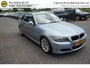 BMW 3-Serie 320I 170PK HIGH EXECUTIVE ORIGINEEL NEDERLANDS ECC AIRCO CRUISECONTROL 17INCH SPORTSTOELEN PARKEERSENSOREN 4X ELECTR.RAMEN/SPIEGELS