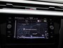 Volkswagen Arteon 2.0 TSI R-Line Business+ 190 PK < Automaat | R-line exterieur | R-line interieur | Navigatie | Apple Carplay | Android Auto | Panoramadak | Schuifdak | LED Matrix | Lichtmetalen velgen | Climate control | Dodehoek sensoren | Fabrieksgarantie t/m 12-2026 |