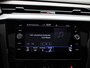 Volkswagen Arteon 2.0 TSI R-Line Business+ 190 PK < Automaat | R-line exterieur | R-line interieur | Navigatie | Apple Carplay | Android Auto | Panoramadak | Schuifdak | LED Matrix | Lichtmetalen velgen | Climate control | Dodehoek sensoren | Fabrieksgarantie t/m 12-2026 |