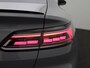 Volkswagen Arteon 2.0 TSI R-Line Business+ 190 PK < Automaat | R-line exterieur | R-line interieur | Navigatie | Apple Carplay | Android Auto | Panoramadak | Schuifdak | LED Matrix | Lichtmetalen velgen | Climate control | Dodehoek sensoren | Fabrieksgarantie t/m 12-2026 |