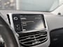 Peugeot 2008 1.6 VTi Access - Navigatie - Parkeersensoren - Climate Control - Trekhaak