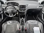 Peugeot 2008 1.6 VTi Access - Navigatie - Parkeersensoren - Climate Control - Trekhaak