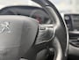 Peugeot 2008 1.6 VTi Access - Navigatie - Parkeersensoren - Climate Control - Trekhaak