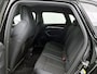 Audi A3 Sportback 40 TFSI e S edition 204 PK | S-line | Automaat | Camera | Adaptive Cruise Control | Climate Control | Stoelverwarming | Virtual Cockpit | LED Matrix | Lichtmetalen velgen | Privacy glass |