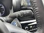Toyota Yaris Cross 1.5 Hybrid Explore | Dodehoek | Parkeersensoren V+A | Stoel+stuurverwarming