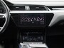 Audi Q8 e-tron 55 quattro Edition 115 kWh 408 PK | Automaat | Navigatie | Apple Carplay | Android Auto | Parkeersensoren | Trekhaak | Climate Control | Cruise Control |