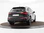 Audi Q5 50 TFSIe 299pk S-tronic S edition · Camera · Wegklapbare Trekhaak · Apple/Android Car Play · Navigatie · 20'' Inch ·
