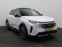 Peugeot E-3008 GT 73 kWh 94% SOH | Full Option | Lederen Bekleding | Stoelverwarming en Ventilatie | Massage Stoelen | Elektrisch Verstelbare Stoelen met Geheugen | Panormadak | Hifi Premium Audio | Afneembare Trekhaak | 360 Graden Camera | Drive Assist Pakket | Elektrische Kofferklep | 20" Lichtmetalen Velgen