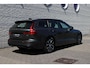 Volvo V60 2.0 B3 Momentum Advantage | Achteropkomend verkeer waarschuwing | Apple Carplay & Android Auto | Autonomous Emergency Braking | Bots herkenning en activatie | Electronic climate controle | Navigatiesysteem full map + hard disk | Rijstrooksensor met correctie