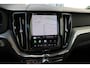 Volvo XC60 2.0 T6 Plug-in hybrid AWD Plus Dark | Achterbank verwarmd | Apple Carplay & Android Auto | Bluetooth telefoonvoorbereiding | Buitenspiegels elektrisch inklapbaar | Cruise control adaptief met Stop&Go en stuurhulp | Electronic climate controle | Elektrisch glazen panorama-dak | Rijstrooksensor met correctie