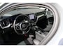 Volvo XC60 2.0 T6 Plug-in hybrid AWD Plus Dark | Achterbank verwarmd | Apple Carplay & Android Auto | Bluetooth telefoonvoorbereiding | Buitenspiegels elektrisch inklapbaar | Cruise control adaptief met Stop&Go en stuurhulp | Electronic climate controle | Elektrisch glazen panorama-dak | Rijstrooksensor met correctie