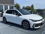 Volkswagen Golf 1.5 eHybrid 272pk DSG GTE / Panorama dak / Zwenkbare trekhaak / Black style / IQ-Led / 18'' LMV