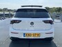 Volkswagen Golf 1.5 eHybrid 272pk DSG GTE / Panorama dak / Zwenkbare trekhaak / Black style / IQ-Led / 18'' LMV