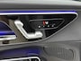 Mercedes-Benz GLC 300e 4MATIC Business Solution AMG | Advanced plus | Nightpakket | Parkeerpakket met achteruitcamera | Trekhaak | Middenconsole metaalstructuur | 19” vijfspaaks lichtmetalen AMG-velgen | URBAN GUARD Plus | Warmtewerend, donkergetint glas |