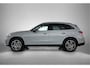 Mercedes-Benz GLC 300e 4MATIC Business Solution AMG | Advanced plus | Nightpakket | Parkeerpakket met achteruitcamera | Trekhaak | Middenconsole metaalstructuur | 19” vijfspaaks lichtmetalen AMG-velgen | URBAN GUARD Plus | Warmtewerend, donkergetint glas |