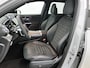 Mercedes-Benz GLC 300e 4MATIC Business Solution AMG | Advanced plus | Nightpakket | Parkeerpakket met achteruitcamera | Trekhaak | Middenconsole metaalstructuur | 19” vijfspaaks lichtmetalen AMG-velgen | URBAN GUARD Plus | Warmtewerend, donkergetint glas |