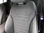 Mercedes-Benz GLC 300e 4MATIC Business Solution AMG | Advanced plus | Nightpakket | Parkeerpakket met achteruitcamera | Trekhaak | Middenconsole metaalstructuur | 19” vijfspaaks lichtmetalen AMG-velgen | URBAN GUARD Plus | Warmtewerend, donkergetint glas |