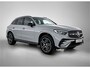 Mercedes-Benz GLC 300e 4MATIC Business Solution AMG | Advanced plus | Nightpakket | Parkeerpakket met achteruitcamera | Trekhaak | Middenconsole metaalstructuur | 19” vijfspaaks lichtmetalen AMG-velgen | URBAN GUARD Plus | Warmtewerend, donkergetint glas |