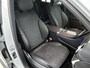 Mercedes-Benz GLC 300e 4MATIC Business Solution AMG | Advanced plus | Nightpakket | Parkeerpakket met achteruitcamera | Trekhaak | Middenconsole metaalstructuur | 19” vijfspaaks lichtmetalen AMG-velgen | URBAN GUARD Plus | Warmtewerend, donkergetint glas |