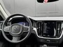 Volvo V60 2.0 B3 Essential Edition Elek. trekhaak / Driver Assist / Driver pack / adaptieve cruise / Apple carplay /
