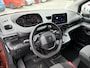 Peugeot Partner 1.5 BlueHDI 130Pk Automaat Premium | Airconditioning | Cruise control | Camera | Winter Pakket | Elektrisch Pakket | Apple Carplay/Android Auto | Betimmering
